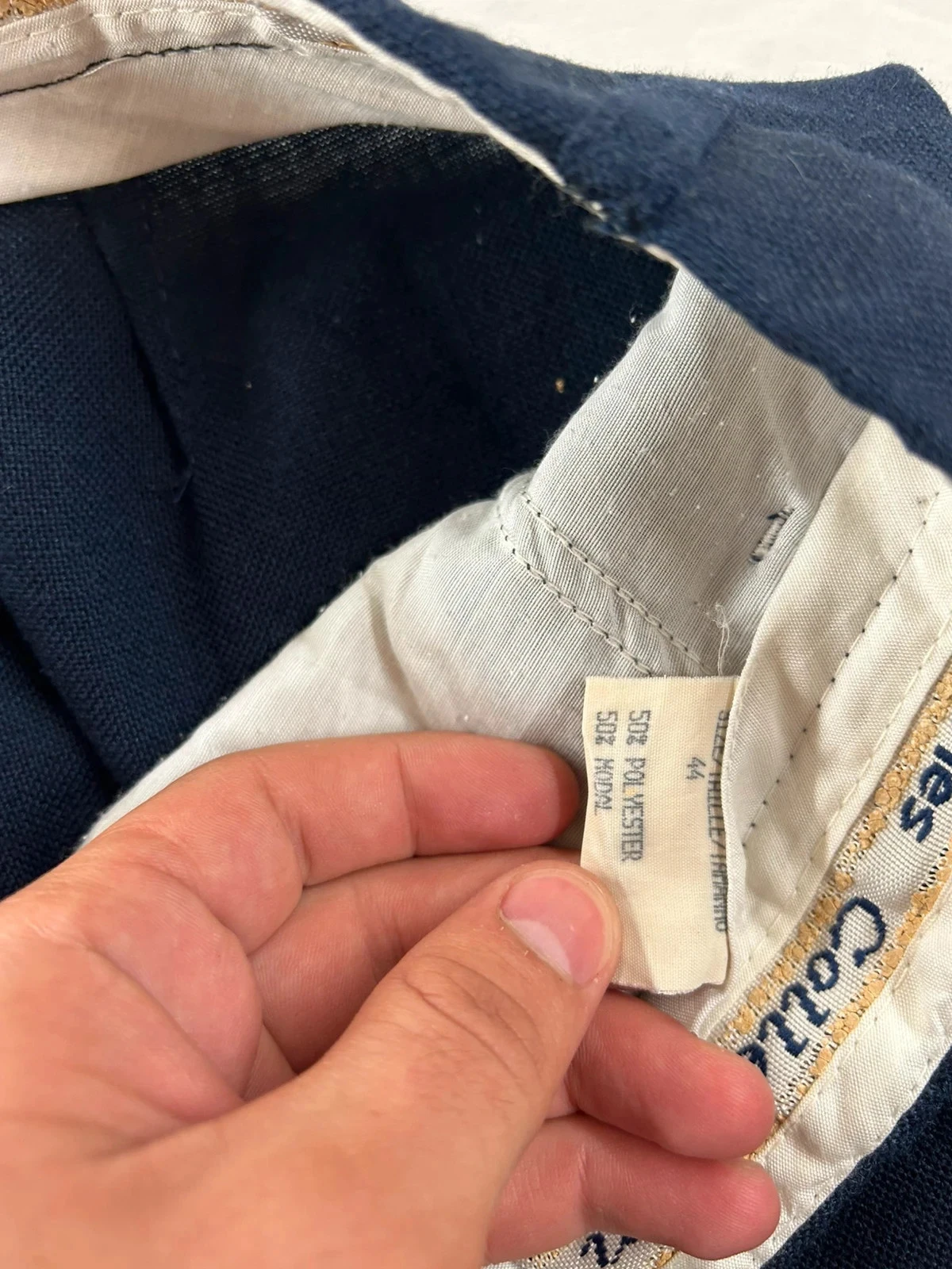 Navy blue suit trousers from Galeries collections in wool size 44 – photo 10